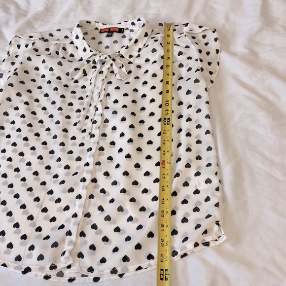 Love Tree black and white polka heart blouse - Picture 4 of 9
